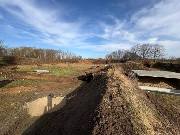 42a5d4ac-8ba5-48b9-b6c3-065e12e16b2e