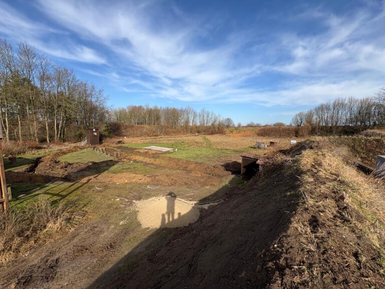 c2c12601-760c-42a7-b264-3d8271d22a95